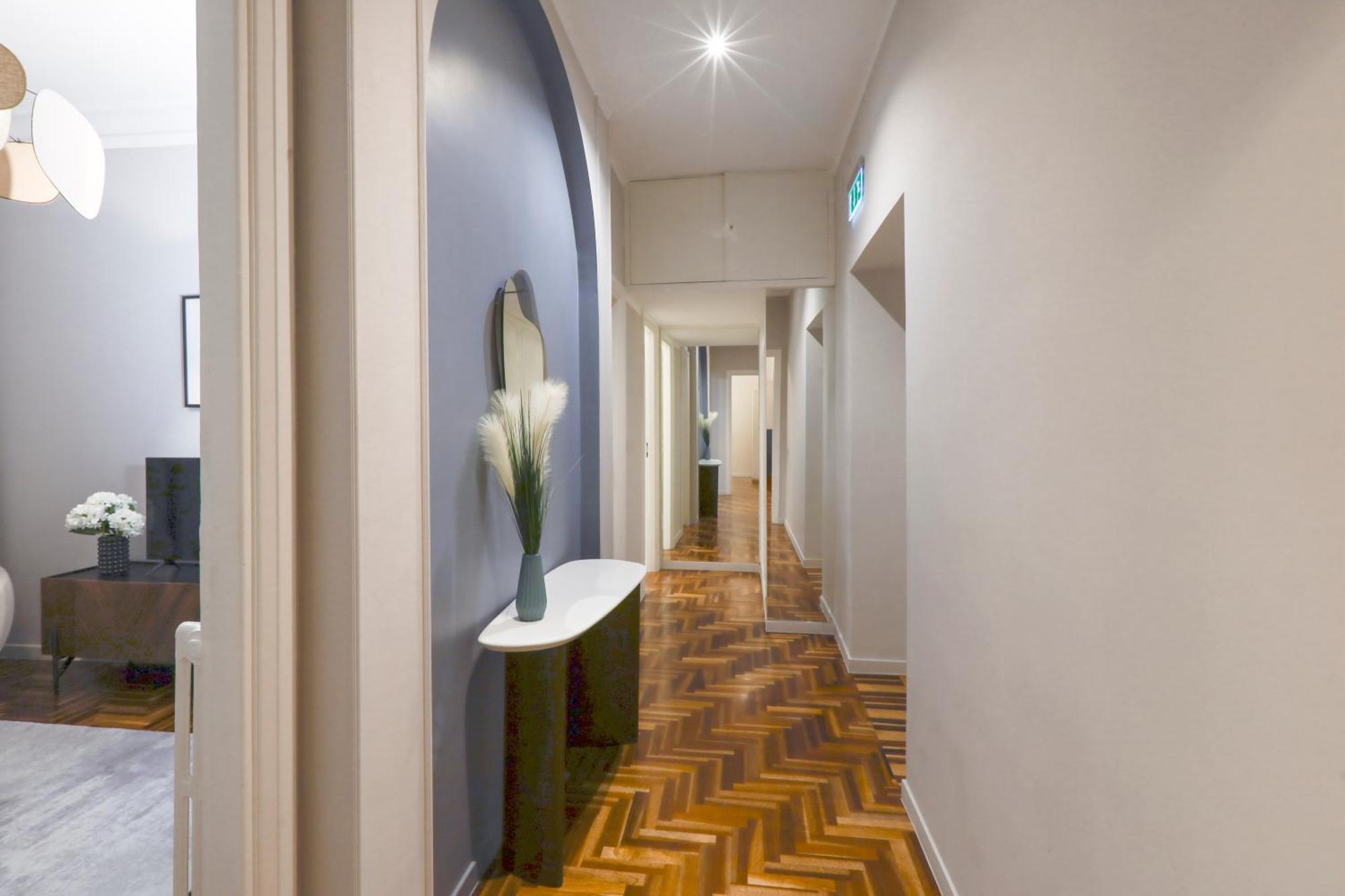 Apartment Piramide Deluxe Rom