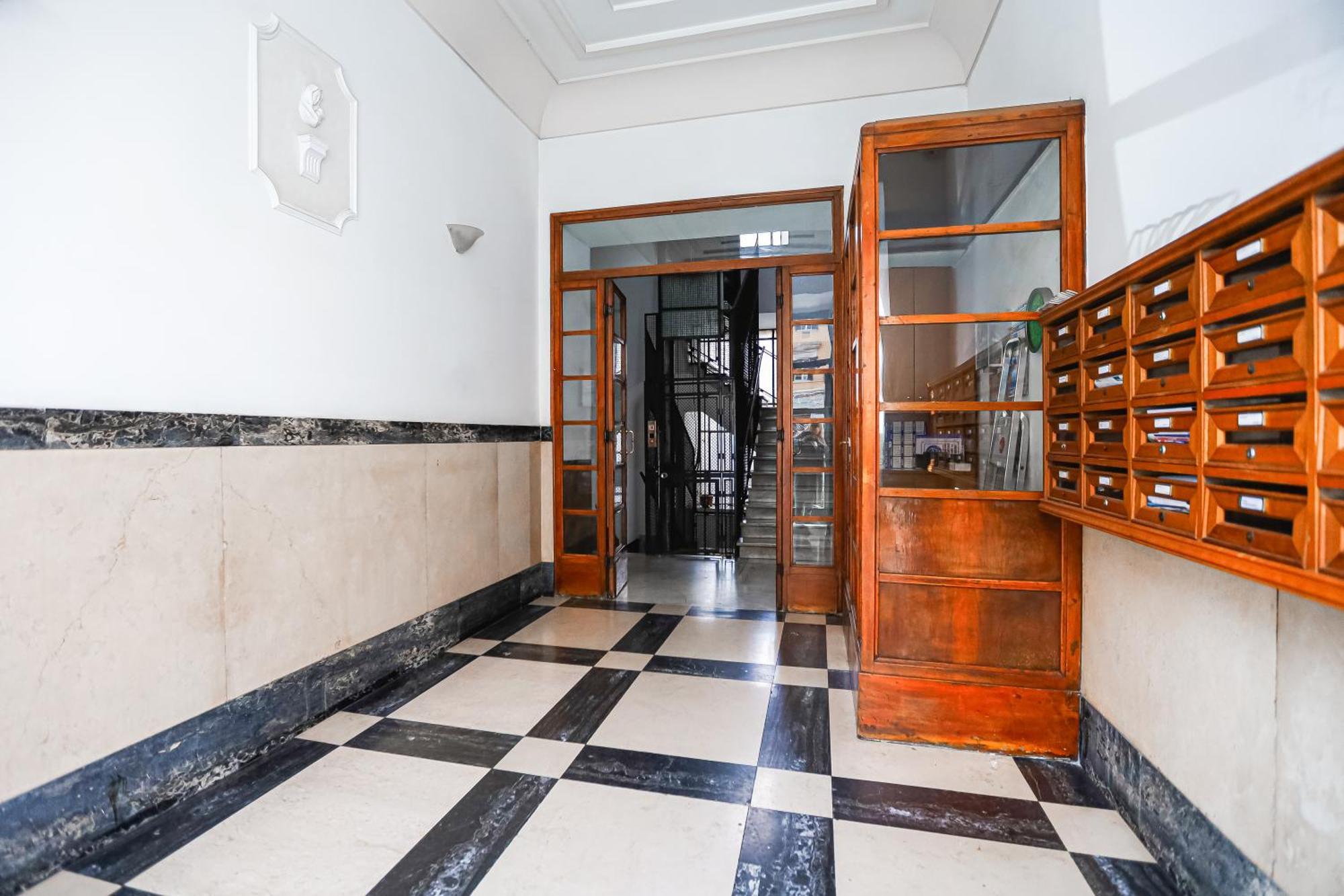 Piramide Deluxe Apartment Rom